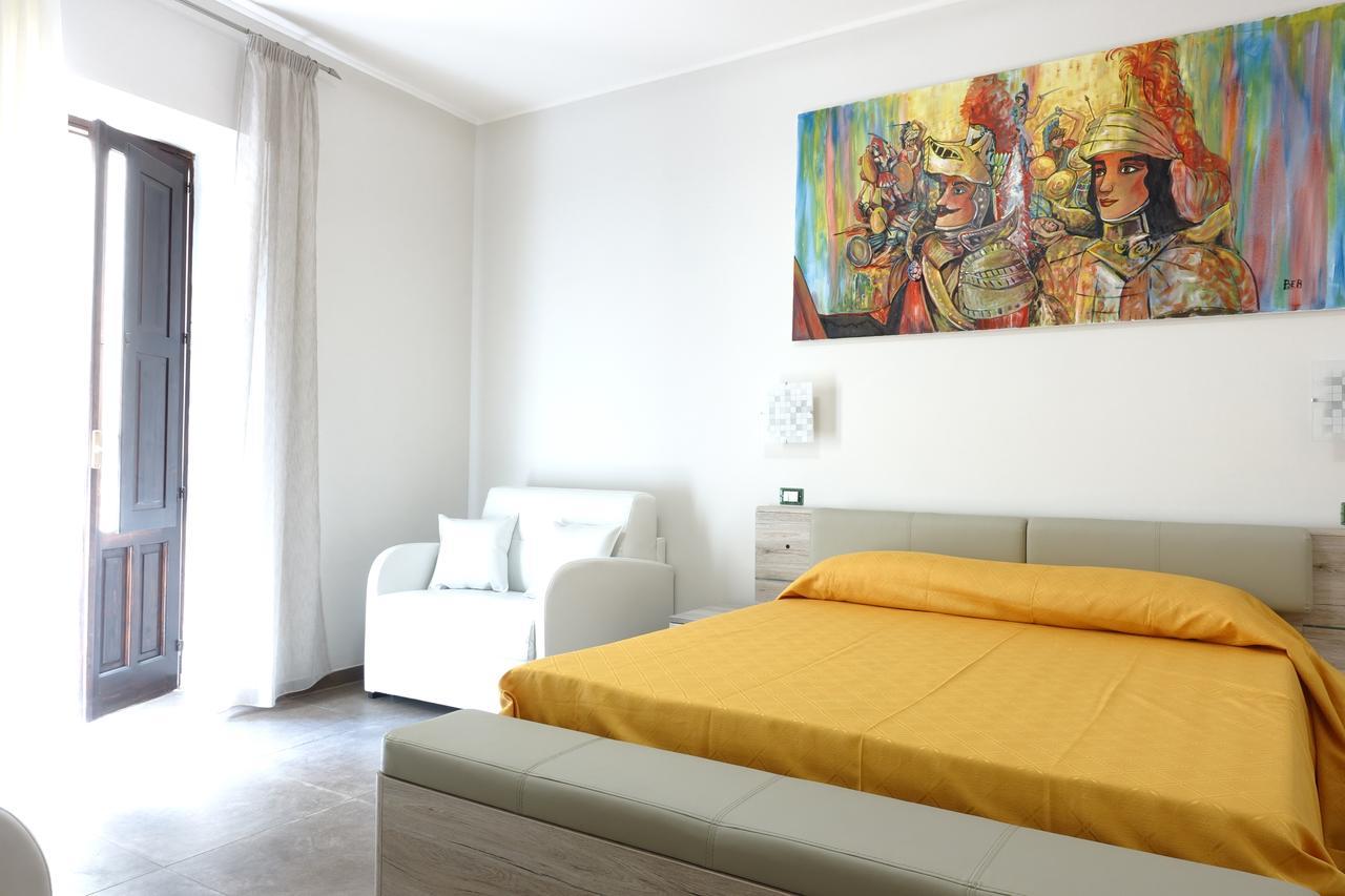 Bb Opera Dei Pupi Bed & Breakfast Siraküza Dış mekan fotoğraf