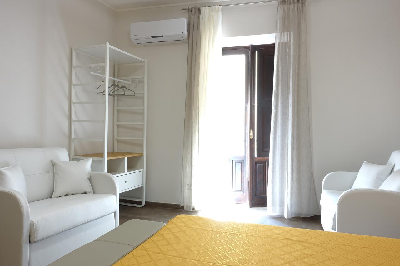 Bb Opera Dei Pupi Bed & Breakfast Siraküza Dış mekan fotoğraf